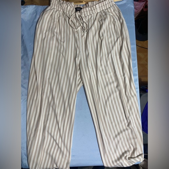 Torrid Blue and White Wide Leg Pants - Picture 4 of 16